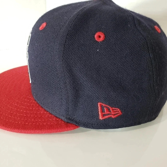 New Era,59Fifty,Genuine Merchandise, Mickey Mouse Childrens Disney Hat,6 3/4. - Picture 5 of 12